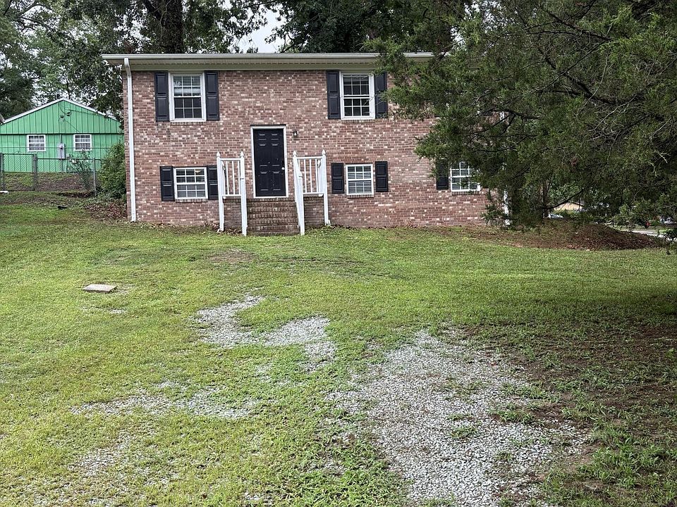 1st image of 802 Springdale Dr