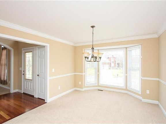 3rd image of 3447 Sunbrite Dr
