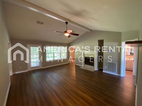 4th image of 162 30th St