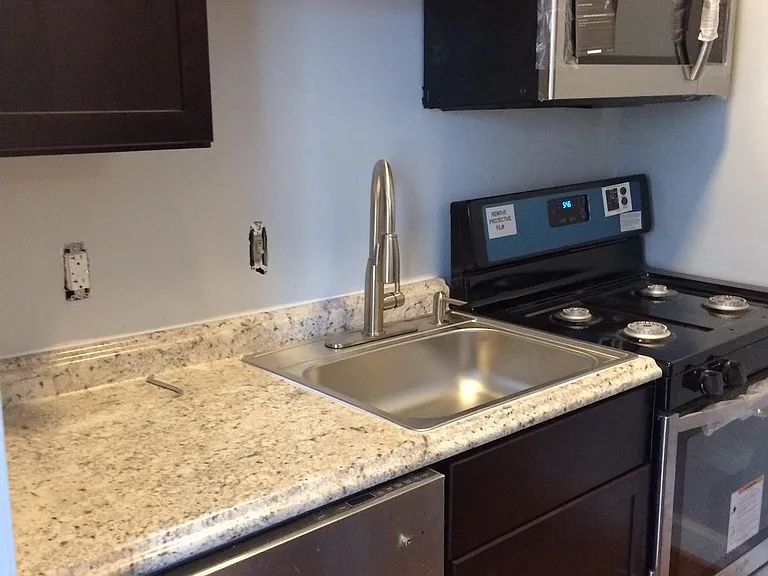 201 Massachusetts Ave NE #302 — Photo 11