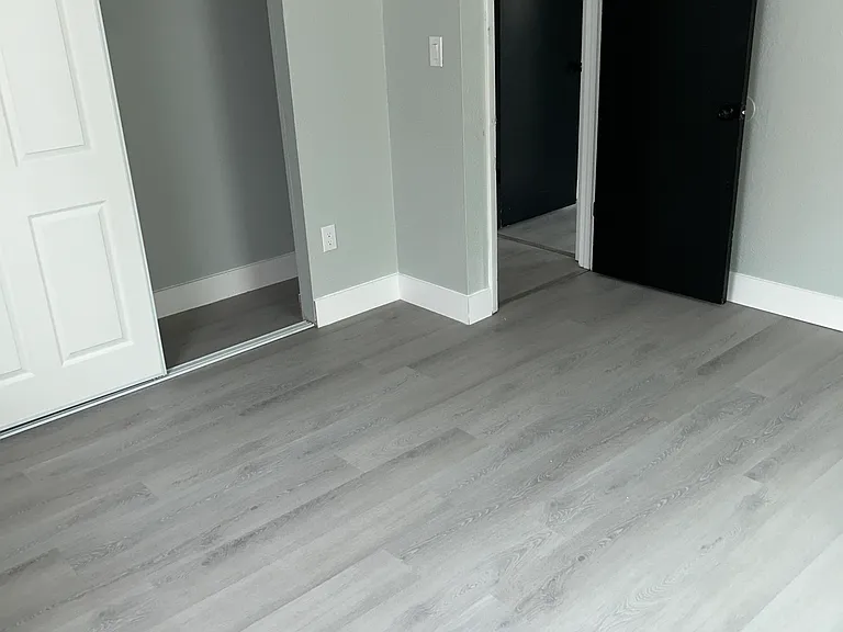 820 Ware Ave NE — Photo 5