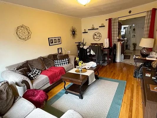 4th image of 2414 86th St