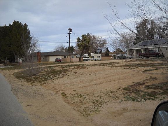 3rd image of W Corner 32th Stw Ave #L6