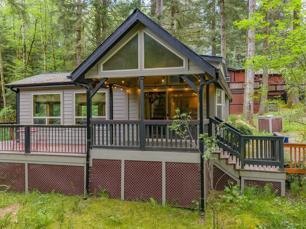 19921 Whaleshead Rd, Brookings, OR 97415