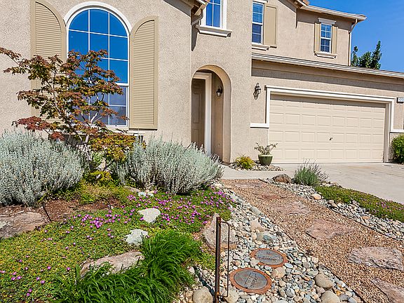 2nd image of 10120 Sonoma Creek Dr