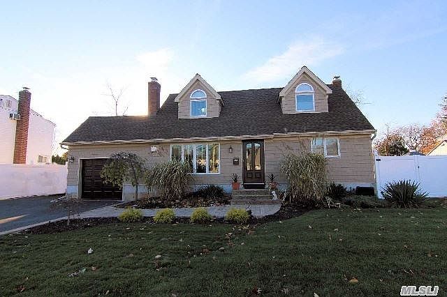 1st image of 20 Beechwood Pl