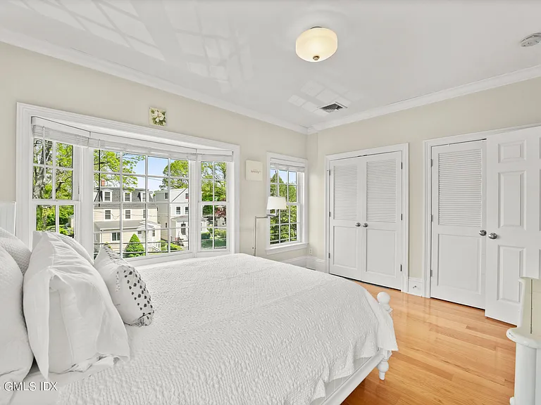 26 Edgewood Ave #1 — Photo 27