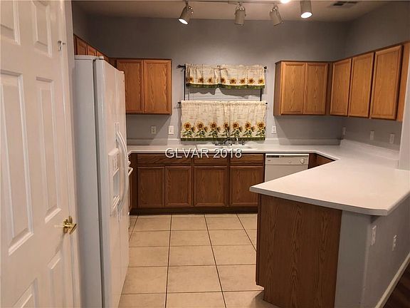 4th image of 3913 Pepper Thorn Ave Unit 101