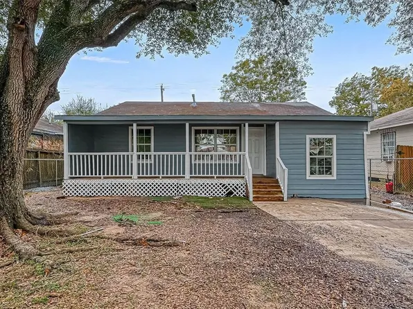 7028 Saint Augustine St, Houston, TX 77021