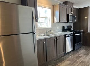 2490 E Birch Dr #84, Kawkawlin, MI 48631