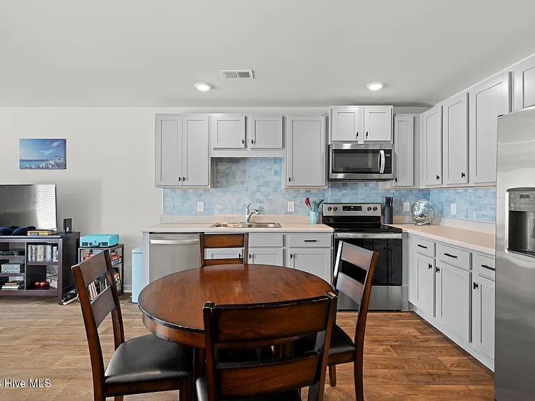 316 Cleat Dr — Photo 16