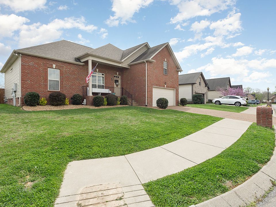 1st image of 116 Ashfield Ct