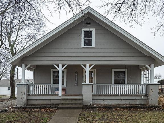 4th image of 202 N Zeysing Rd