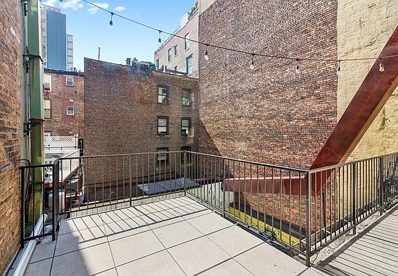 Rented by PREX Realty Corp | media 9