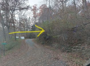 120 Timber Ln, Putney, KY 40865