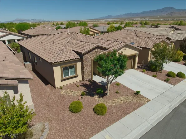4398 S Glory Vine Ln, Pahrump, NV 89061