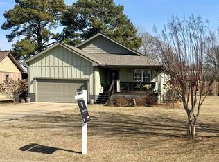 307 King St, Centre, AL 35960