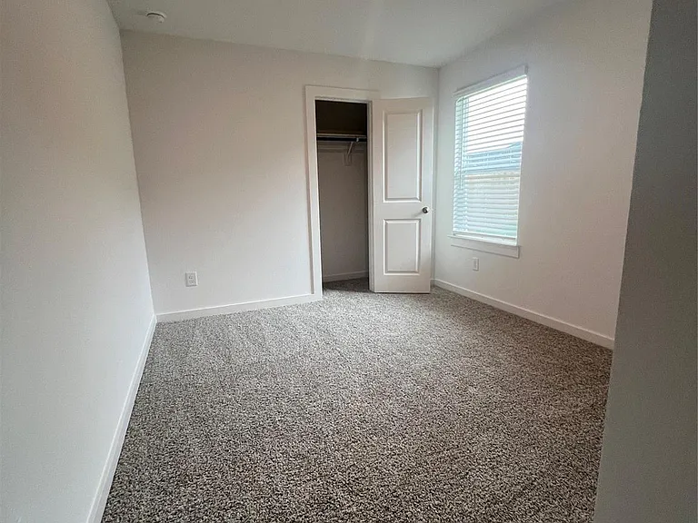 6324 Amberose Peak Ln — Photo 16