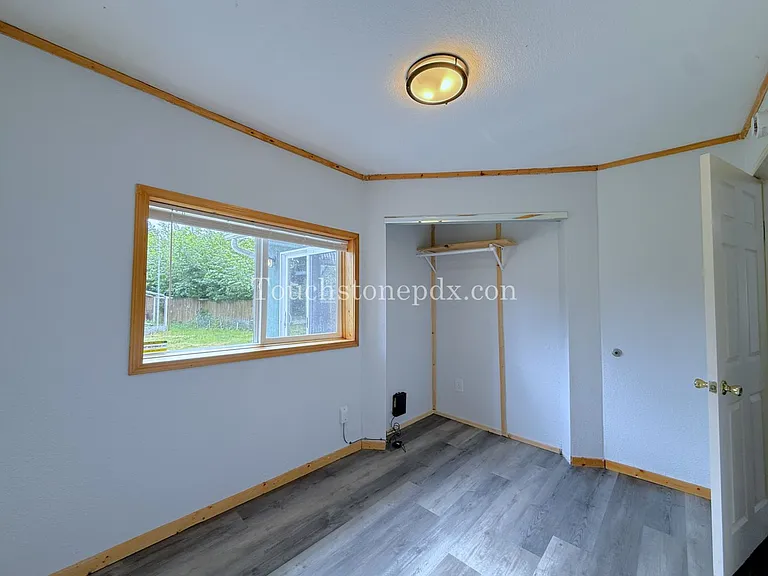 5660 SE 125th Ave — Photo 32