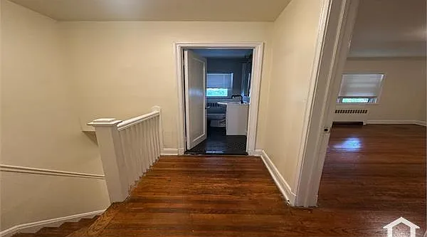 4 bed, $2,500 — Photo 4