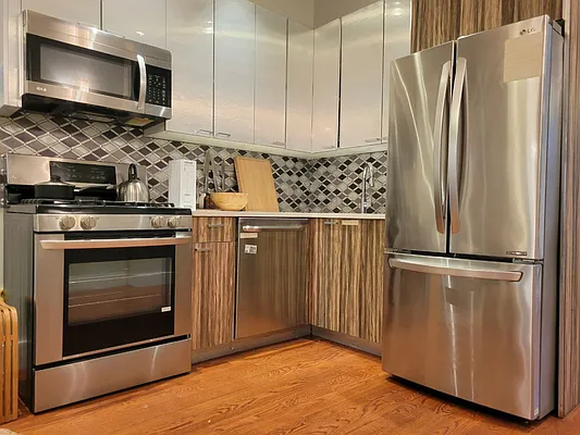 Rented by Doorway NYC, LLC | media 23