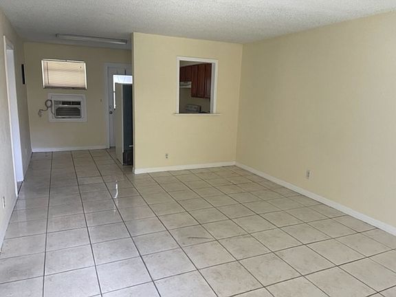 3rd image of 1104 NW 5th Ave #3