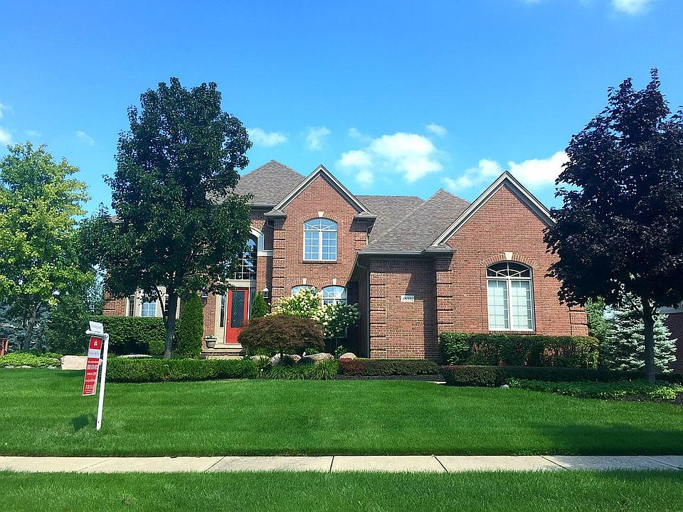 1st image of 48392 Binghampton Dr
