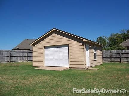 400 sq ft garage