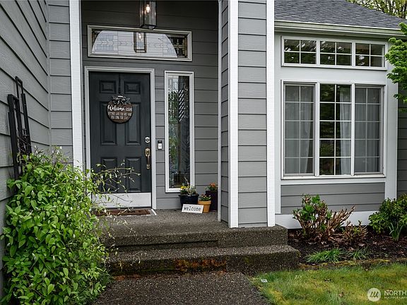 3rd image of 1523 85th Avenue NE