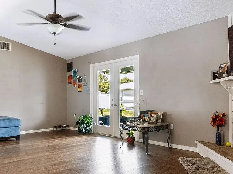 506 Mandy St — Photo 33