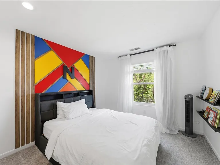 5920 Thornberry Ct — Photo 44