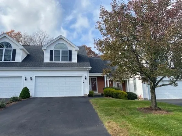 15 Olde Canal Way, Uxbridge, MA 01569