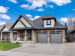 57 Cutting Dr, Centre Wellington, ON N0B 1S0