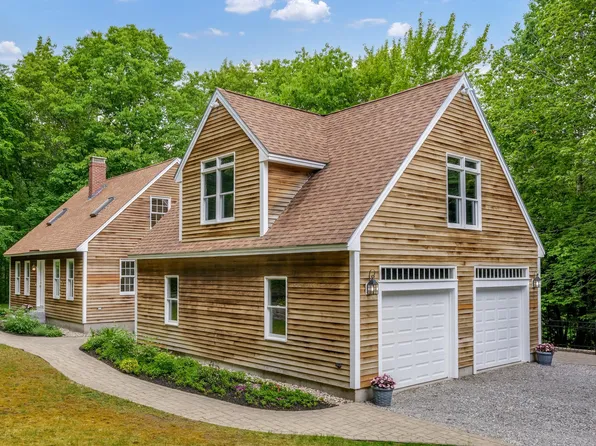 10 Inland Farm Road, Windham, ME 04062