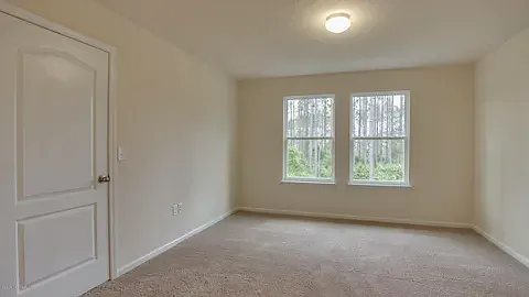 3 bed, 2.5 bath, 1722 sqft, $2,100 — Photo 2