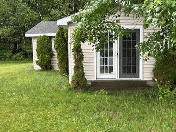 3rd image of 9457 Ester Dr