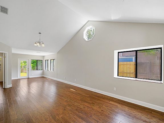 2nd image of 3113 Coral Reef Dr