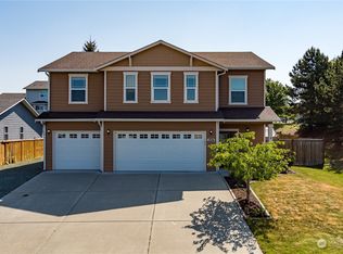 1824 SW Ulysses St, Oak Harbor, WA 98277