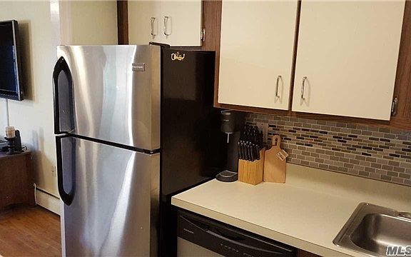 5th image of 4722 Wilshire Ln