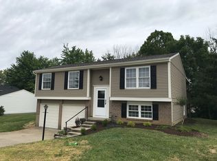 5906 Cedaridge Dr, Cincinnati, OH 45247