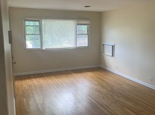 425 Hickory St, Chicago Hts, IL 60411