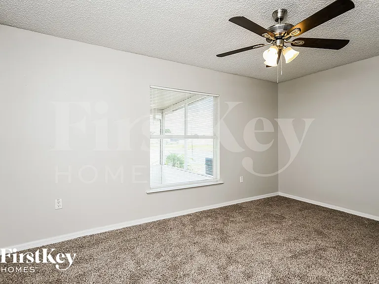 3637 Queens Cove Blvd — Photo 13