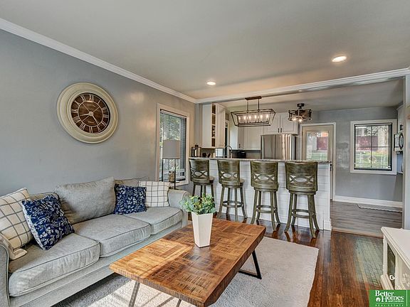 5th image of 502 S 50th St