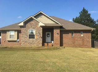 307 Sunny Side Ln, Notasulga, AL 36866