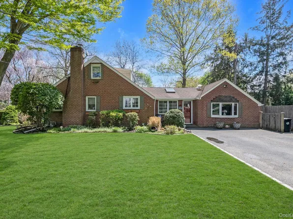 49 Grant Street, East Northport, NY 11731