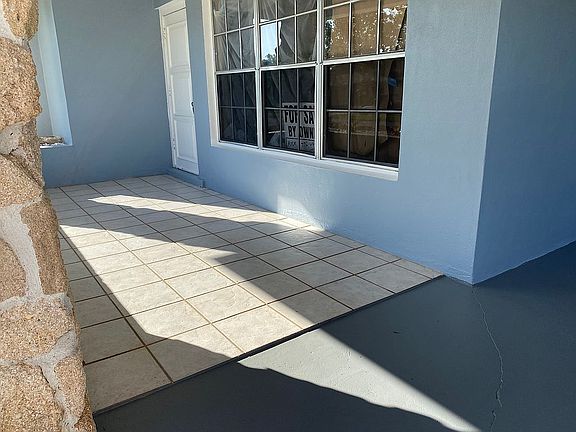 4th image of 13537 Newport Ave