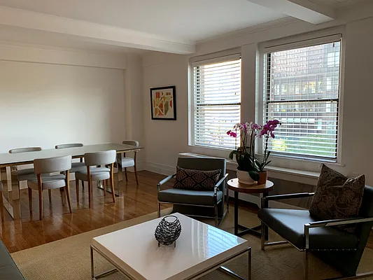 Rented by Oxford Property Group | media 33