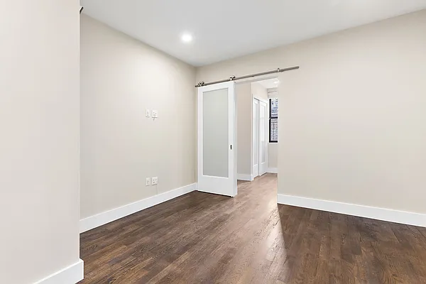 Rented by Cooper & Cooper Real Estate | media 14
