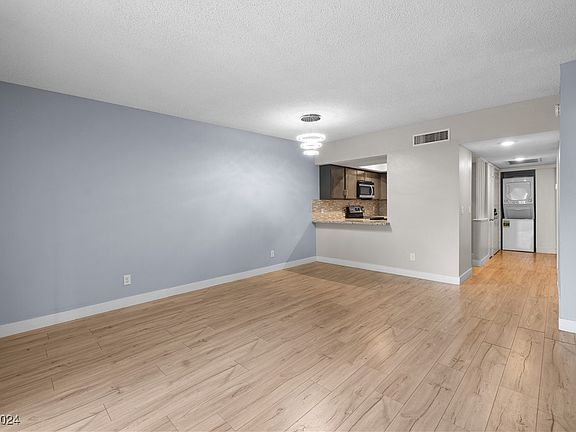 3rd image of 3823 S Maryland Pkwy Unit R5