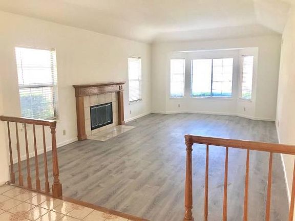 3rd image of 1148 Mountain Quail Cir
